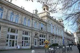 Талантите от Детския център дават старт на празниците с четири концерта