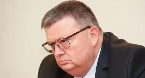 Съдии, прокурори и следователи няма да декларират имущество и интереси пред КПКОНПИ