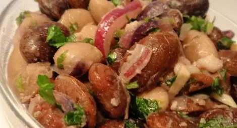 Смилянският боб по-скъп от пържолите