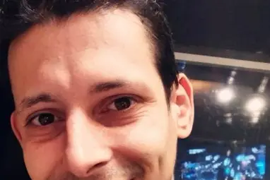 Благотворителен футболен турнир събира средства за лечението на 33-годишния Явор Благотворителен футболен турнир събира средства за лечението на 33-годишния Явор