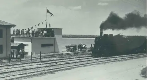 Снимка от тържественото откриване на новопостроената сграда на Яхтклуба в Русе на 18 май 1934 г.