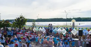 Празник на малчуганите от „Снежанка“ помага на фондация „Александър Русев“