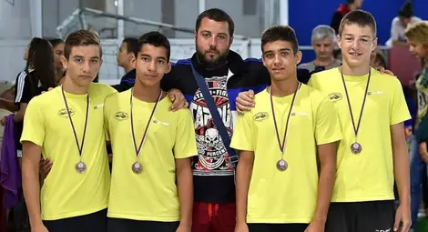 Плувците на &bdquo;Ирис&ldquo; с два медала на държавното