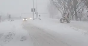 Зимната пътна блокада продължава (ОБЗОР към 12 часа)