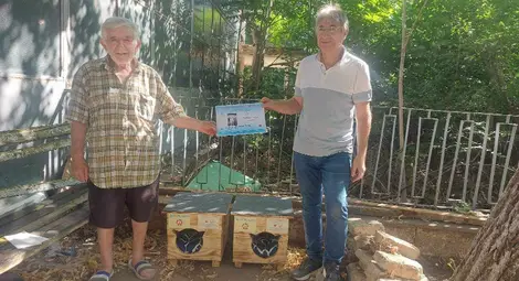 Поставиха в Световният ден на котката първите къщички за бездомни котки в Русе /галерия/