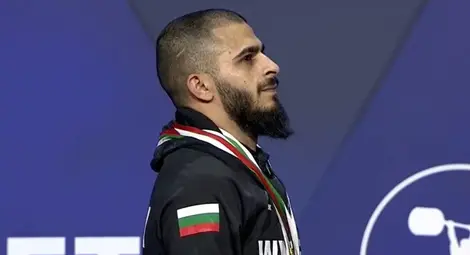 Шампионът Ангел Русев: Титли и медали има, заплати и уважение от Маджид няма