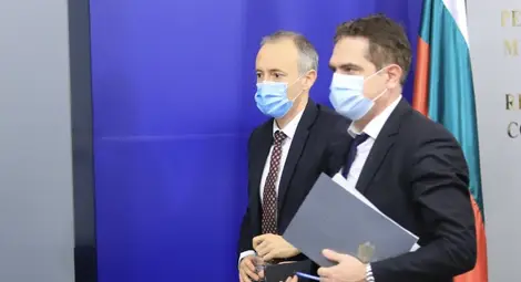 Впягат МВР, пожарна, РЗИ, БАБХ и КЗП в спазването на мерките в магазините