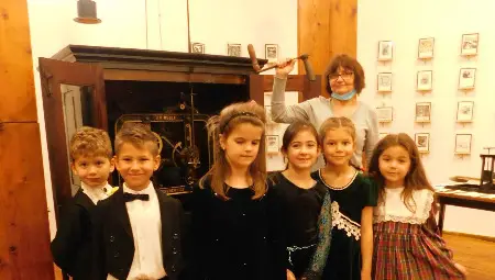 Деца градиха знания за Русе и България в библиотеката /галерия/ Деца градиха знания за Русе и България в библиотеката /галерия/