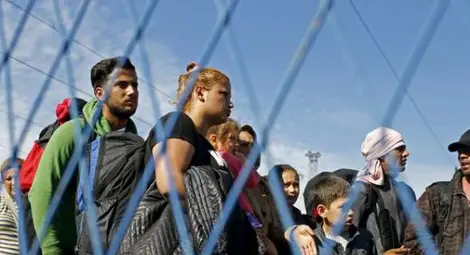 ЕК допуска създаването на временни транзитни зони за бежанци в ЕС