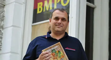 Искрен Веселинов отговаря с &bdquo;Черния гмурец&ldquo; на &bdquo;Хари Потър&ldquo;