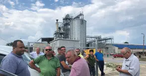 В Борисово протестират срещу мястото за загробване на животните