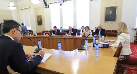 Спецслужбите ще проверят дали депутати са финансирани от санкционираните по "Магнитски"