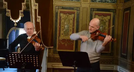 Минчо Минчев за ММД: Удоволствие, чест и радост е да свиря на това свято за културата и музиката място