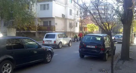 Надрусана размахва нож в заведение