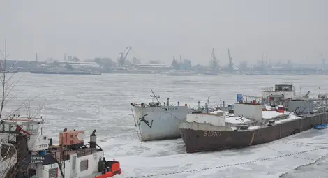 Дунав замръзна при Русе  за първи път от 31 години