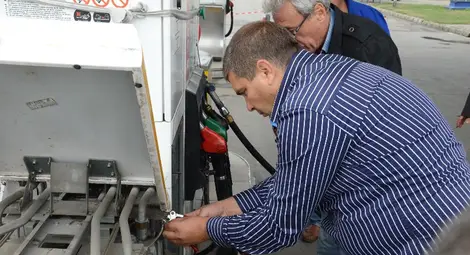 Препломбират 80 бензиностанции в Русенско