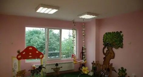 Разсеяни учителки заключиха две хлапета в детска градина