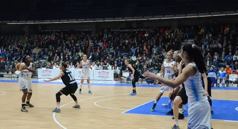 „Дунав 8806“ се надява на много фенове за мача днес с „Енергия“ „Дунав 8806“ се надява на много фенове за мача днес с „Енергия“