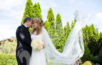 Плевнелиев се ожени за Деси Банова 