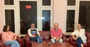 Музиканти-любители между 17 и 75 години  свирят в експеримента „OrchestrAMATA“