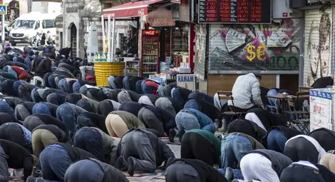 В Турция се появи дефицит на лекарства, сривът на лирата удари доставките
