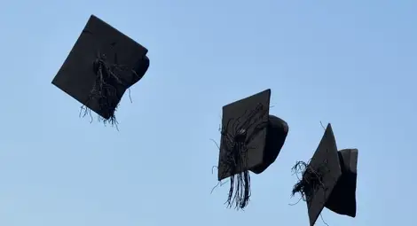 За висшето образование у нас: Толкова ли е лошо?