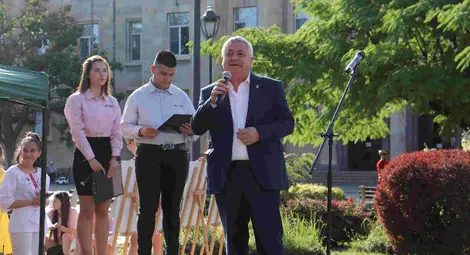 19 средни училища от Русе участват в Панорамата на средното образование 19 средни училища от Русе участват в Панорамата на средното образование