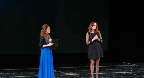 &bdquo;Синьо сърце&ldquo; обедини стотици русенци около каузата на хората с аутизъм От Сдружението търсят своя собствена зала за работа с децата