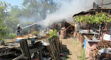 Собствениците на изгорялата вила в Касева чешма: Това е умишлен палеж