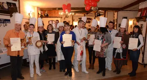 Девет тима във вкусна надпревара за първата купа &bdquo;На върха на ножа&ldquo;