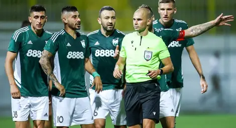 Скандален съдия в дебютния дуел Феро Спасов - Людмил Киров на „Огоста“ Скандален съдия в дебютния дуел Феро Спасов - Людмил Киров на „Огоста“