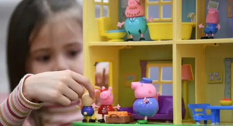 Детето е палаво? Спрете му "Прасето Пепа"! Детето е палаво? Спрете му "Прасето Пепа"!