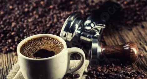 Кафе, фреш и безалкохолни - никога на гладно