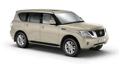 Мечки тестват джиповете на &bdquo;Нисан&rdquo;