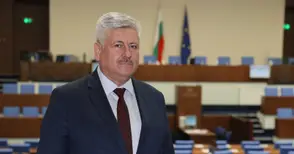 Водачът на листата на ДПС Бюрхан Абазов: Анализираме улица по улица, име по име. Амбицията ни е да имаме 12-13 000 гласа