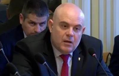 Гешев: Опасявам се, че времето ни изтича, може да се окажем в италианския вариант