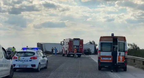 След катастрофата на "Тракия": 5 жертви, 6 ранени &ndash; дете е с опасност за живота