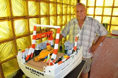 Заслужилият майстор на корабомоделизма бай Иван си отишъл тихо преди месец