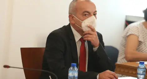 Донев: Търсим пресечните точки за увеличение на минималната работна заплата