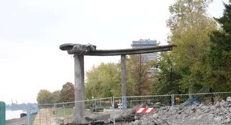 Багери пращат в историята Вития мост