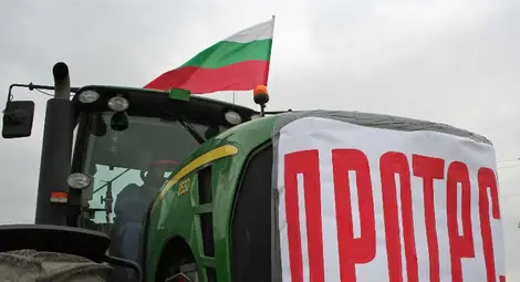 1500 животновъди излизат на протест на Дунав мост