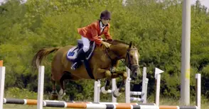 „Кентавър“ закрива сезона с атракции на хиподрума