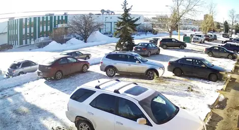 Колко маневри са нужни, за да излезете от паркинга? /видео/