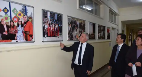 Акад. Белоев и китайският посланик Юанджун Донг обсъдиха сътрудничеството на РУ с китайски университетито училище с множество китайски университети