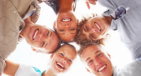 Броят на приятелите променя структурата на мозъка