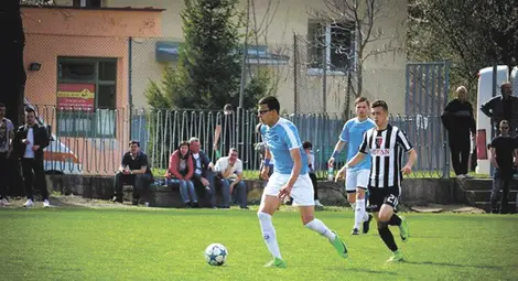 Мениджърската фирма на Фернандо Каранга предложи договор на дунавски талант