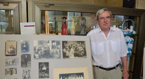 Внукът на именития фотограф Стефан Балаш събира семейната история и майстори кораби