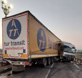 Движението по Дунав мост вече е напълно възстановено