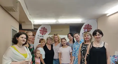 Първите отличници по български език за чужденци получиха сертификати от &bdquo;Каритас&ldquo; /галерия/