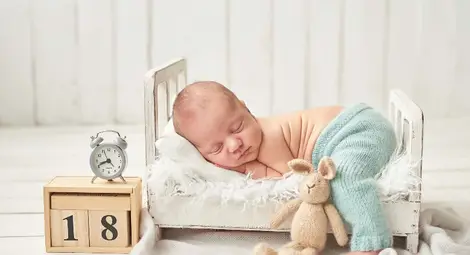 Медици отговарят на въпроси за раждането и грижите за бебето